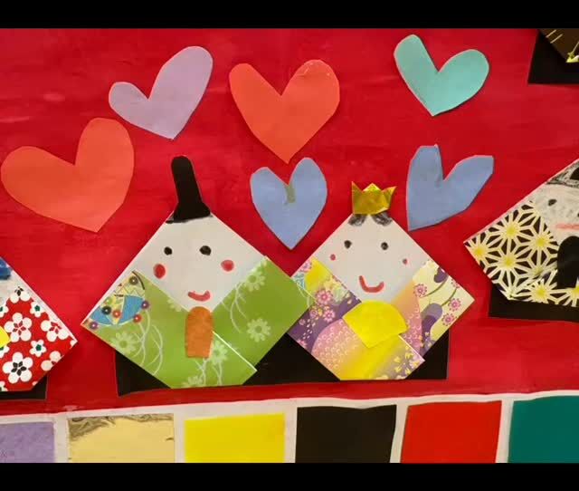 ３月31日、今年度最終日😊
何かと気忙しい時期ですが、そんな時こそ心穏やかに過ごしたいですよね✨
三月、待合室の可愛いお内裏様とお雛様🎎に
癒されました🙌✨